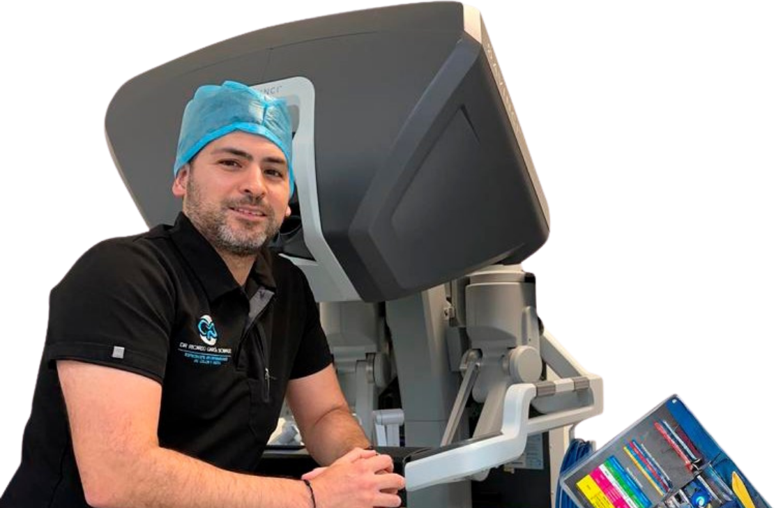 Dr. Ricardo García Sobarzo, especialista en enfermedades de colon y recto - Coloproctólogo en Tijuana